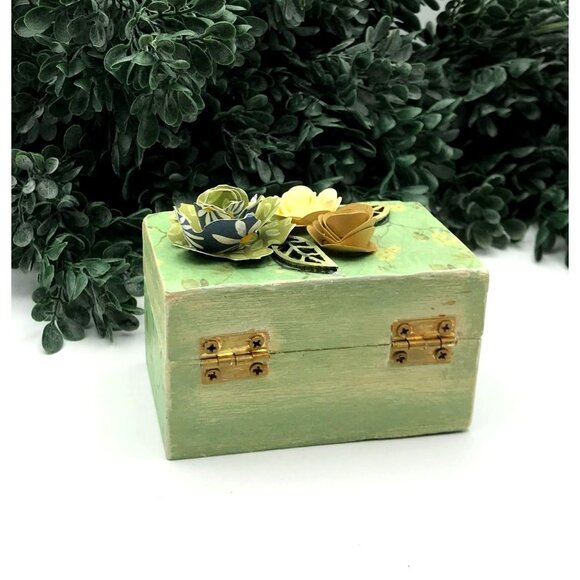 Decorative Small Wooden Trinket Box With Green & Floral Decoupage Design Paper F - Picture 4 of 5